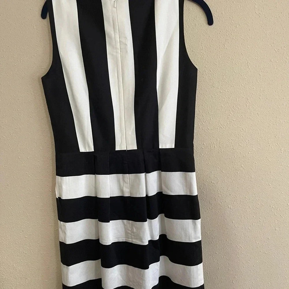 Hallhuber white and black dress size 36‎ small - Picture 3 of 3